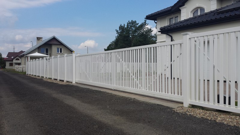 Ochrona to zaskakujących zalet jakie posiadają ogrodzenia plastikowe .